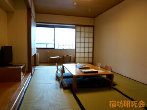 本願寺聞法会館の客室