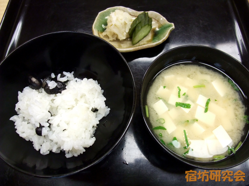 弘明寺のご飯と味噌汁