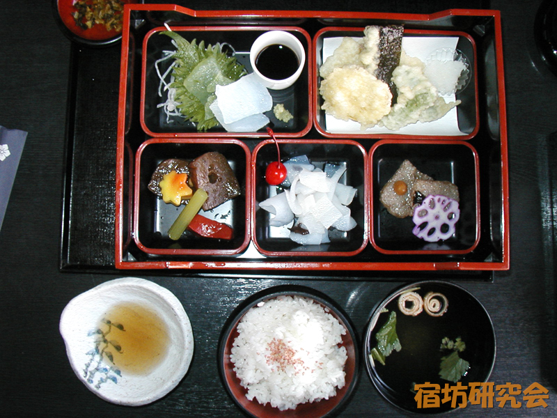 智積院会館茶寮 ききょうのこんにゃく会席