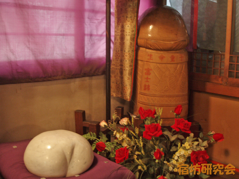 桃巌寺の男根