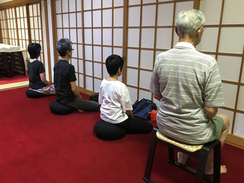 宗圓寺の坐禅会