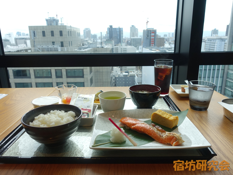 南御堂（山門一体型ホテル）の朝食