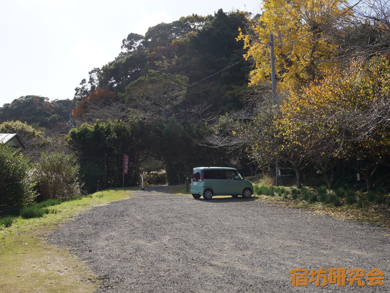 妙音院の駐車場