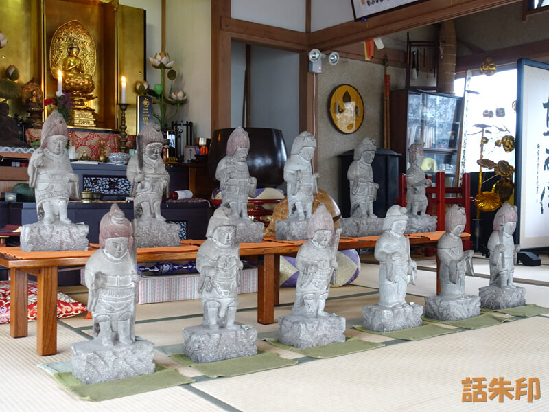 円東寺の石造十二神将